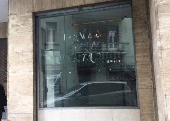 Facciata - Negozio via Camillo Olivetti, 1d, Ivrea - foto 23