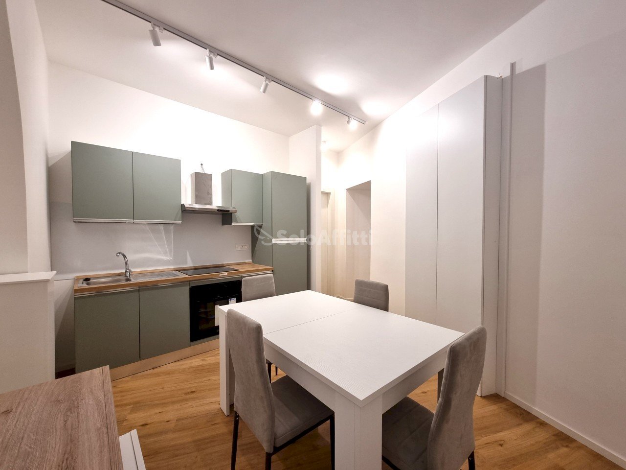 Two-room apartment Catanzaro - photo 3