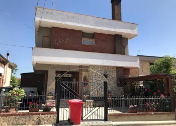 Esterno - Hotel - Accommodation facility Via Nuova, San Benedetto dei Marsi - photo 12