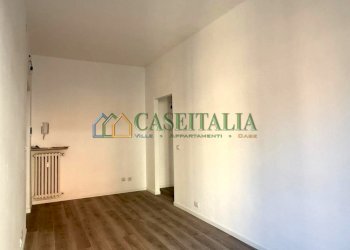 4.jpg - Bilocale Ivrea - foto 5