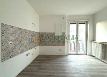 5.jpg - Trilocale Ivrea - foto 6