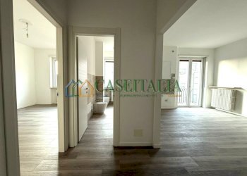 16.jpg - Trilocale Ivrea - foto 17