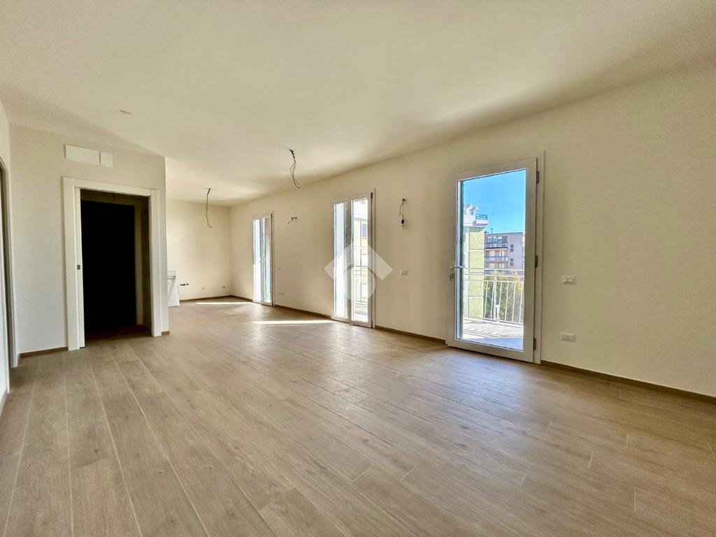 Three-room apartment Via A. Carminati, Andora - photo 3