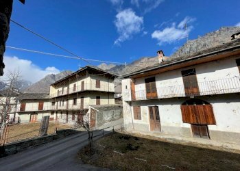 Semi-detached house Via Torino, Usseglio - photo 11