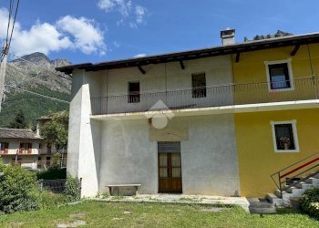 Semi-detached house Via Torino, Usseglio - photo 2