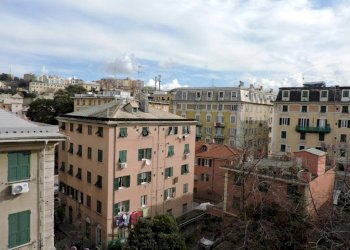 ESPOSIZIONE - Quadrilocale via Federico Gattorno 3, Genova (zona Cornigliano) - foto 12