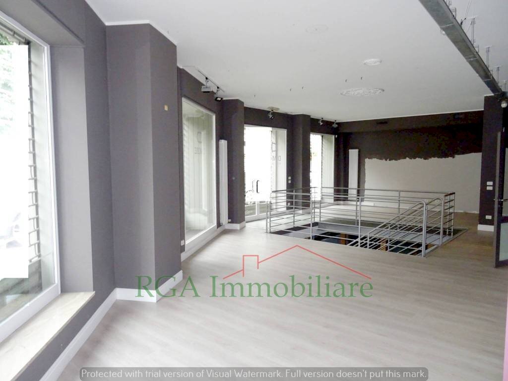 negozio - Negozio via Antonio Locatelli, Bergamo - foto 1