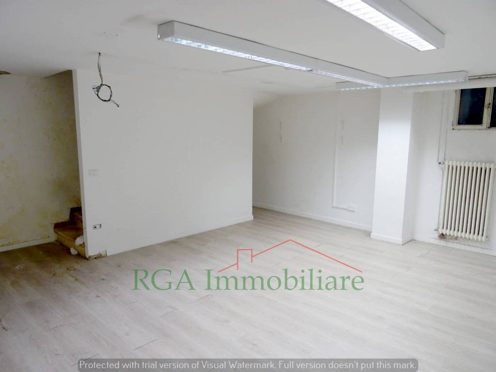 negozio - Negozio via Antonio Locatelli, Bergamo - foto 2