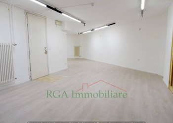 negozio - Negozio via Antonio Locatelli, Bergamo - foto 11