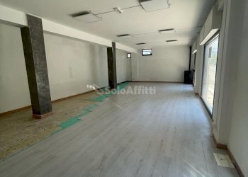 IMG-20240314-WA0005.jpg - Locale Commerciale Frosinone - foto 1