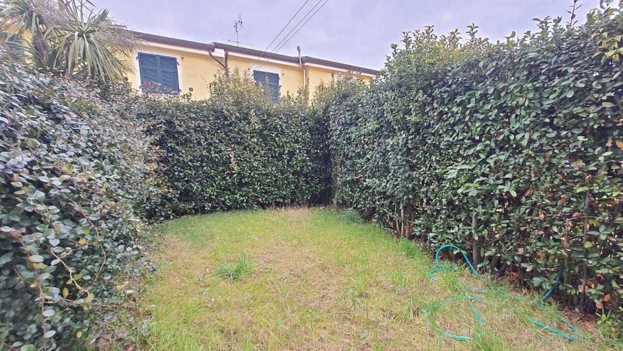 giardino.jpg - Casa semi indipendente Ameglia - foto 3
