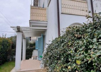 esterno.jpg - Casa semi indipendente Ameglia - foto 2