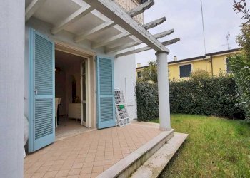 giardino4.jpg - Casa semi indipendente Ameglia - foto 6