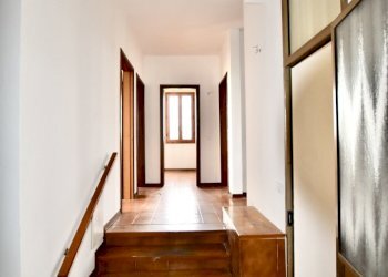 dettagli - Casa indipendente Via Valle  34, Galliera - foto 23