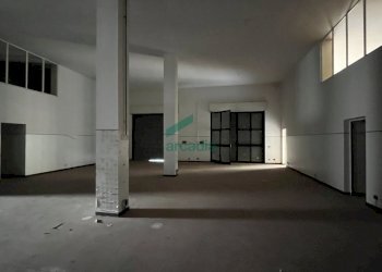 interno - Locale Commerciale Via Dell'industria 101, Fasano - foto 3