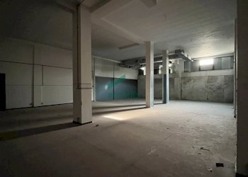 interno - Locale Commerciale Via Dell'industria 101, Fasano - foto 4