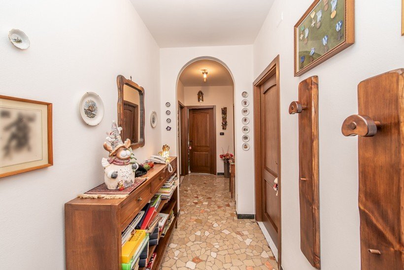 Appartamento VIA SAINT MARTIN DE CORLEANS - ZONA OPESDALE PARINI, 3, Aosta - foto 2