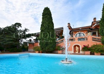 Commercial Activity Via Lago Santo, Fonte Nuova - photo 2