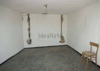 Stanza non arredata - Rustico Regione Vengore S.N.C., Roccaverano - foto 46