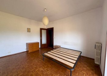 Camera da letto - Two-room apartment via S. Toja, 22, Luserna San Giovanni - photo 6