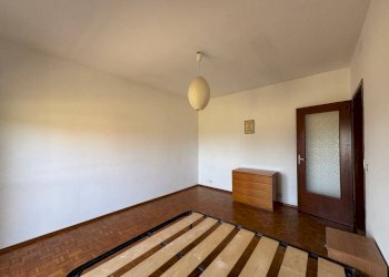 Camera da letto - Two-room apartment via S. Toja, 22, Luserna San Giovanni - photo 11