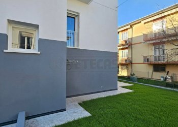 Retro con prato.png - Casa semi indipendente Vicenza - foto 14