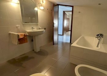 sb (24).jpg - Mansarda Riccò del Golfo di Spezia - foto 17