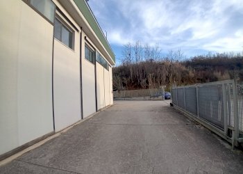 zone comuni - Shed Strada Statale 5 72, Scafa - photo 5