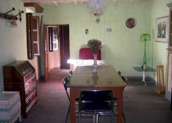 Casa di paese da ristrutturare (14).JPG - Terratetto - Terracielo Via Palagnana-palagnana, Lucca - foto 8