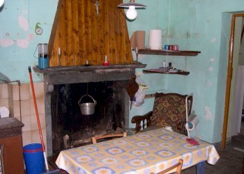 Casa di paese da ristrutturare (16).JPG - Terratetto - Terracielo Via Palagnana-palagnana, Lucca - foto 11