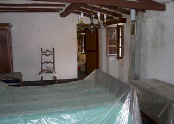 Casa di paese da ristrutturare (44).JPG - Terratetto - Terracielo Via Palagnana-palagnana, Lucca - foto 17