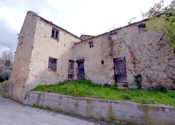 DSCF0828.JPG - Casa indipendente Via Melina 22, Celle Ligure - foto 1