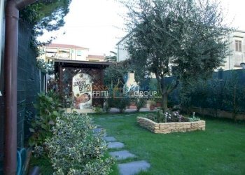 1314_810281_o0whe.jpg - Villa a Schiera Via Canaletto 19, Massa - foto 28