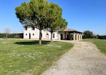 Independent house Via Pilastro, Ravenna (neighborhood Pilastro) - photo 2