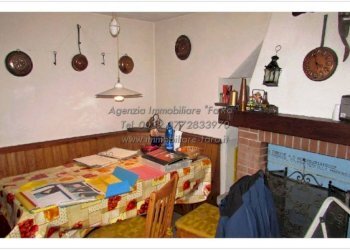 Stanza arredata - Independent house via Roma, Valle Cannobina - photo 41