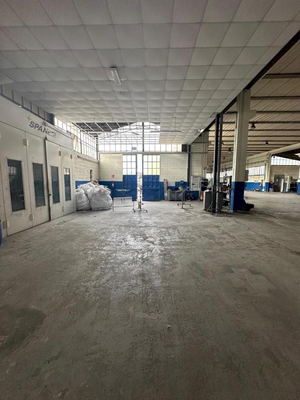 1240508_w7omx22g6v.jpg - Capannone Via del Pozzo 14, Massa - foto 3