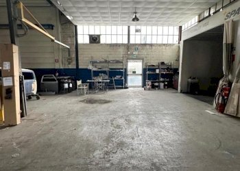 1240508_zee30cxv.jpg - Capannone Via del Pozzo 14, Massa - foto 4