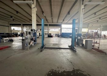 1240508-fbu7zj32w.jpg - Capannone Via del Pozzo 14, Massa - foto 10