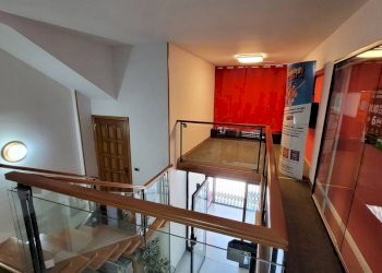 soppalco.jpg - Locale Commerciale via V.Emanuele  1740, Canicattini Bagni - foto 6