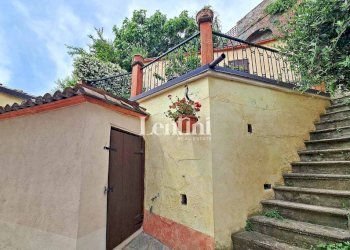 Scala - Villa via Trento e Trieste, 18, Ozzano Monferrato - foto 6