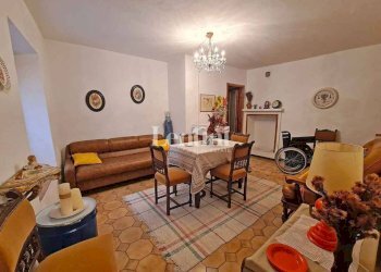 Salone - Villa via Trento e Trieste, 18, Ozzano Monferrato - foto 21