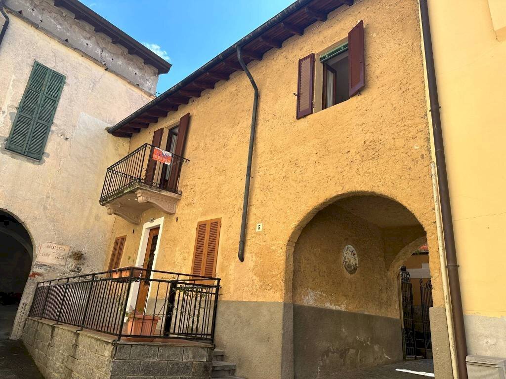 Facciata - Two-room apartment via Filanda, Porto Valtravaglia - photo 3