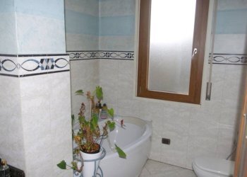 Bagno - Appartamento piazzale Europa, 2, Gallarate - foto 17