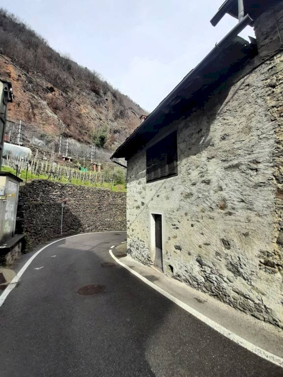 Zona - Casa indipendente Frazione Sassella, Sondrio - foto 3