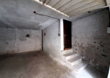 Box auto - Casa indipendente Frazione Sassella, Sondrio - foto 5