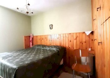 Camera da letto - Casa indipendente Frazione Sassella, Sondrio - foto 13