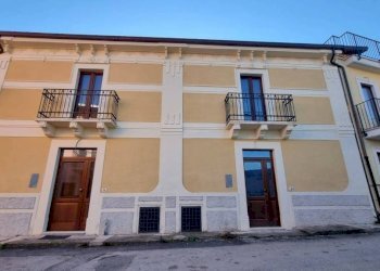 Facciata - Casa indipendente via Colle Saraceno, 24, Villa Sant'Angelo - foto 1