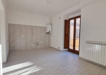 Stanza non arredata - Casa indipendente via Colle Saraceno, 24, Villa Sant'Angelo - foto 4