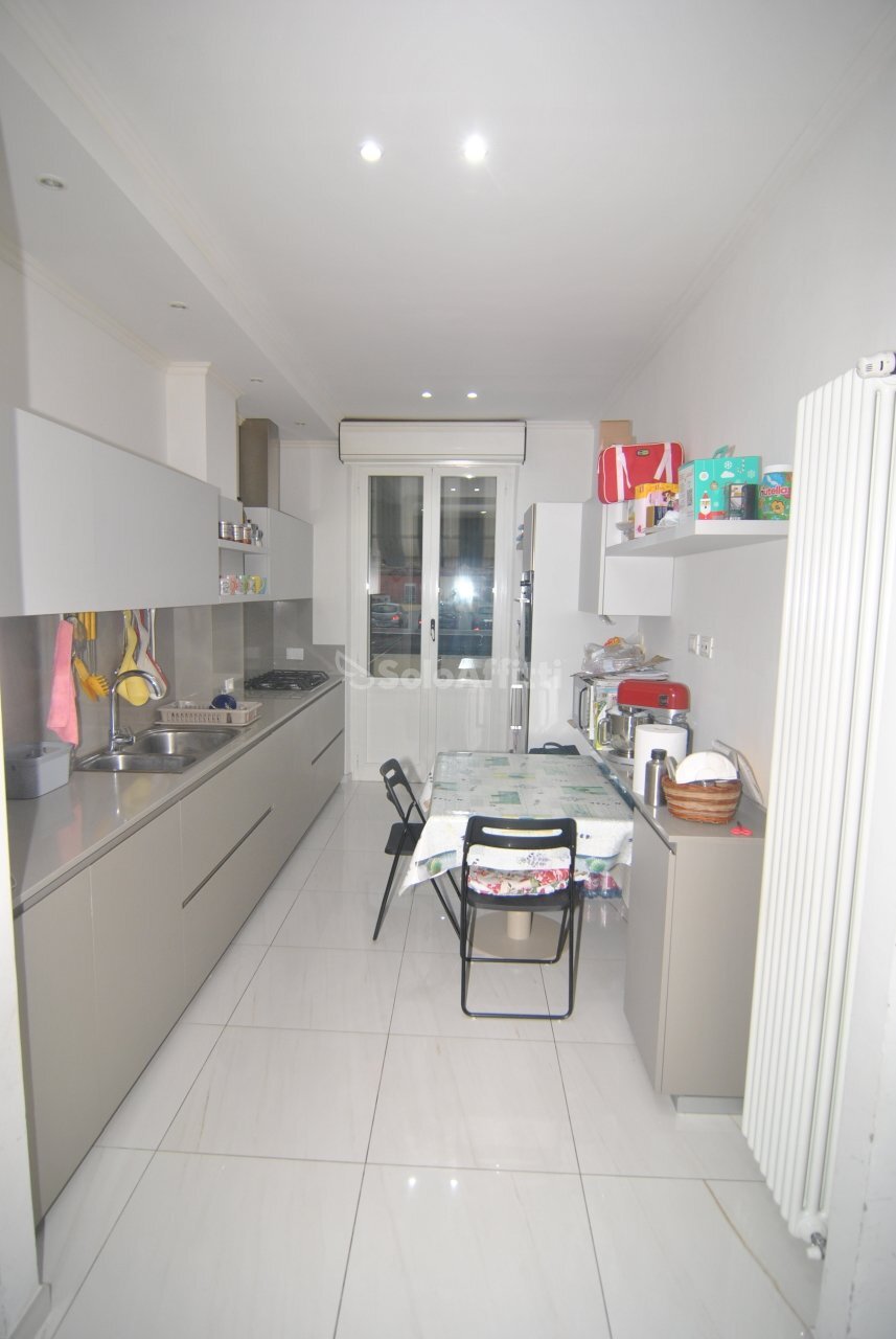 CUCINA SEMI ABITABILE - Appartamento Livorno - foto 1
