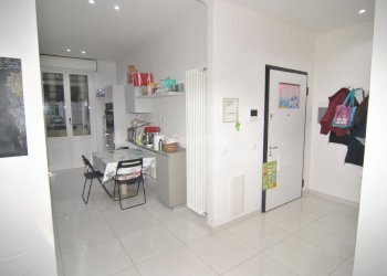 DISIMPEGNO DI INGRESSO - Appartamento Livorno - foto 2